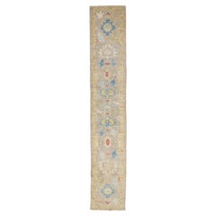 Brown Contemporary Mahal Handmade Floral Wool Runner 