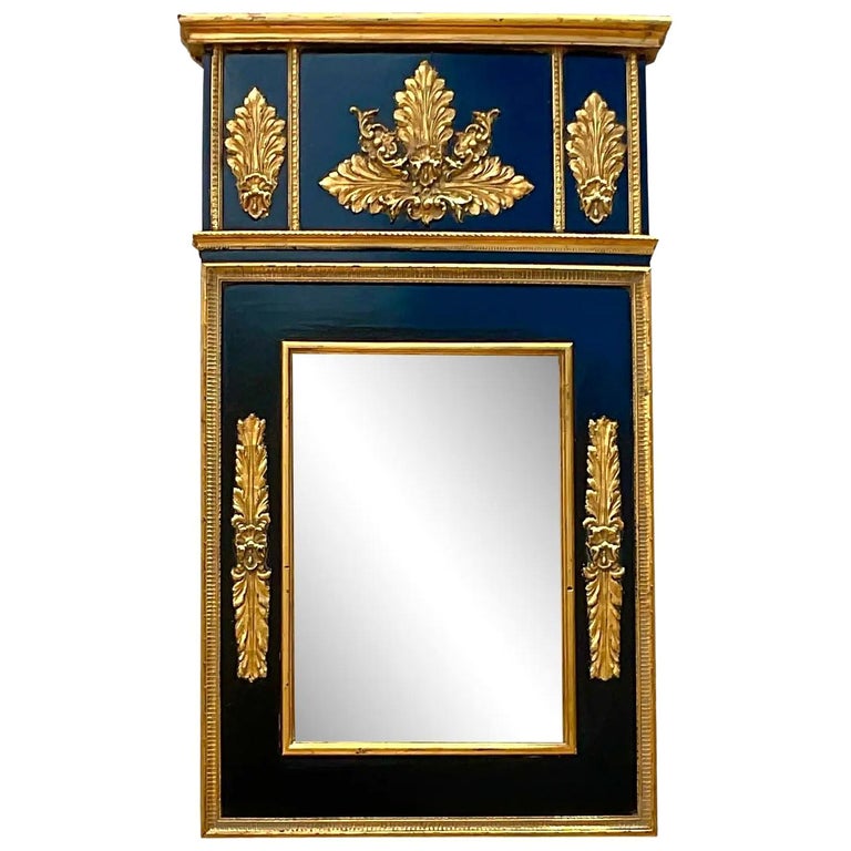 Vintage Neoclassical John Richards Gilt Mirror For Sale at 1stDibs