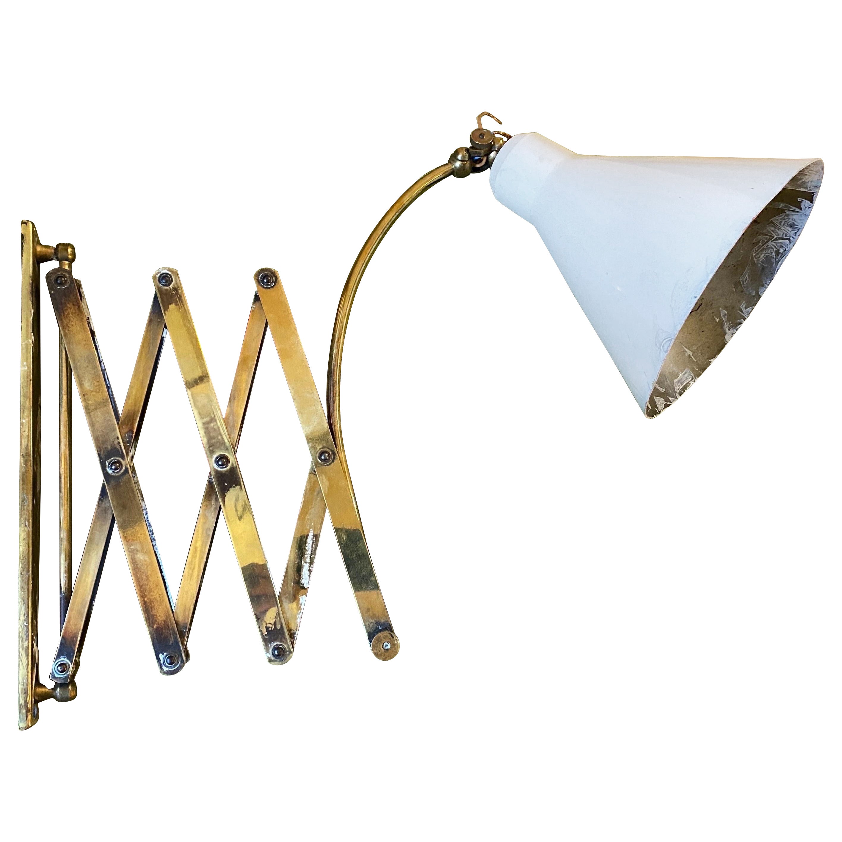 1960s Stilnovo Style Mid-Century Modern Brass Italian Scissor Lamp