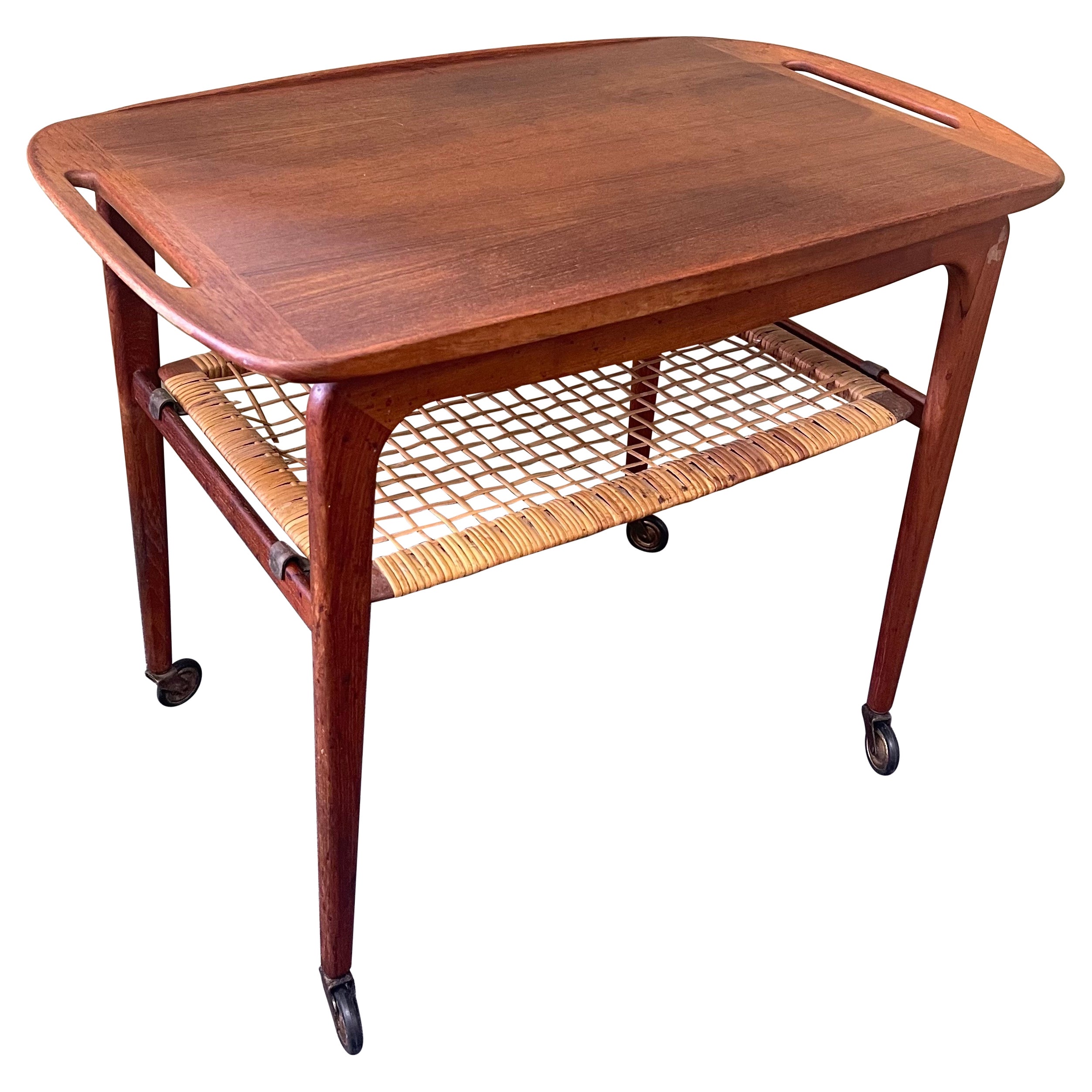 Danish Modern Teak Bar Cart with Removable Tray by Johannes Andersen / Silkeborg For Sale