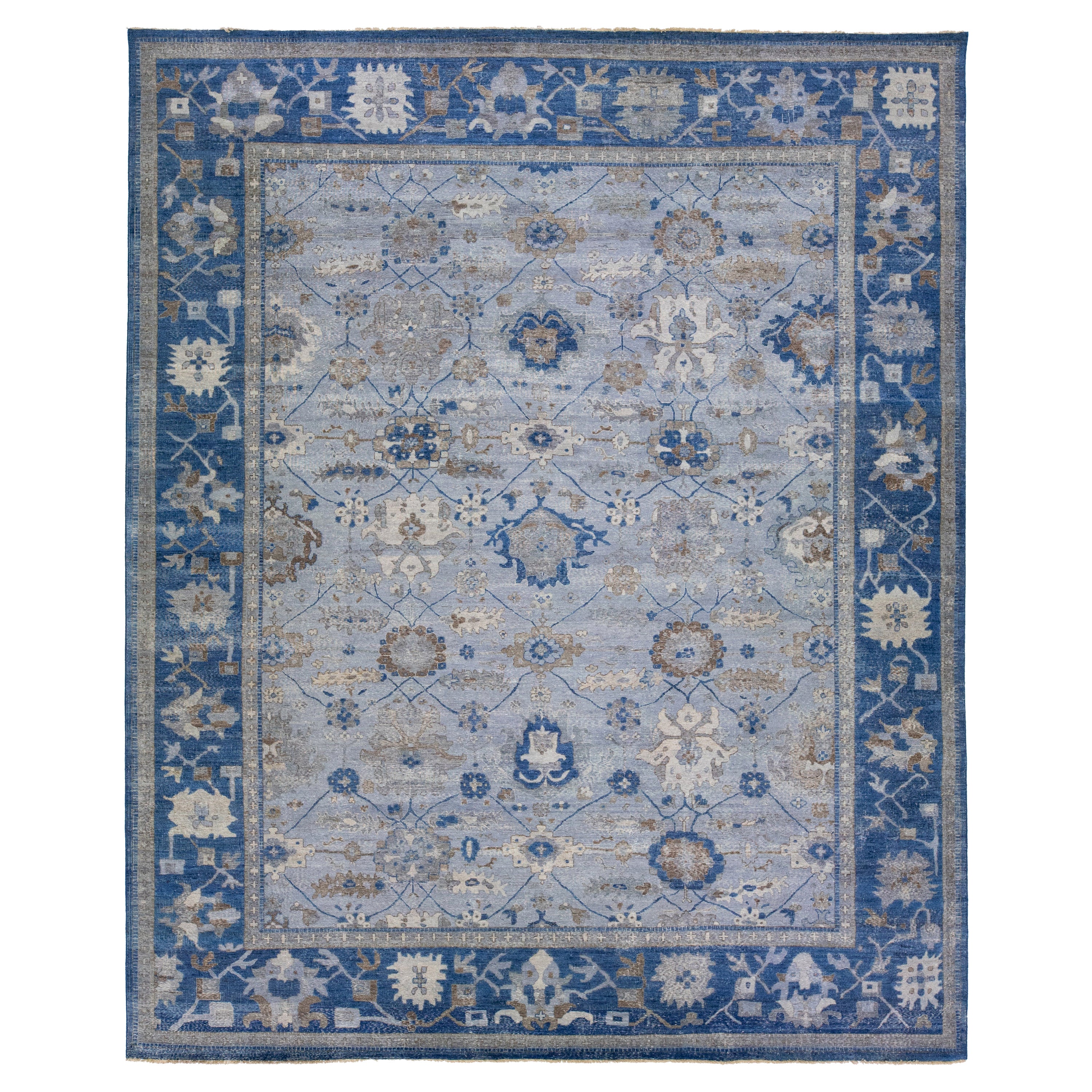 Apadana Mahal handgefertigter blauer Oversize-Wollteppich im persischen Stil