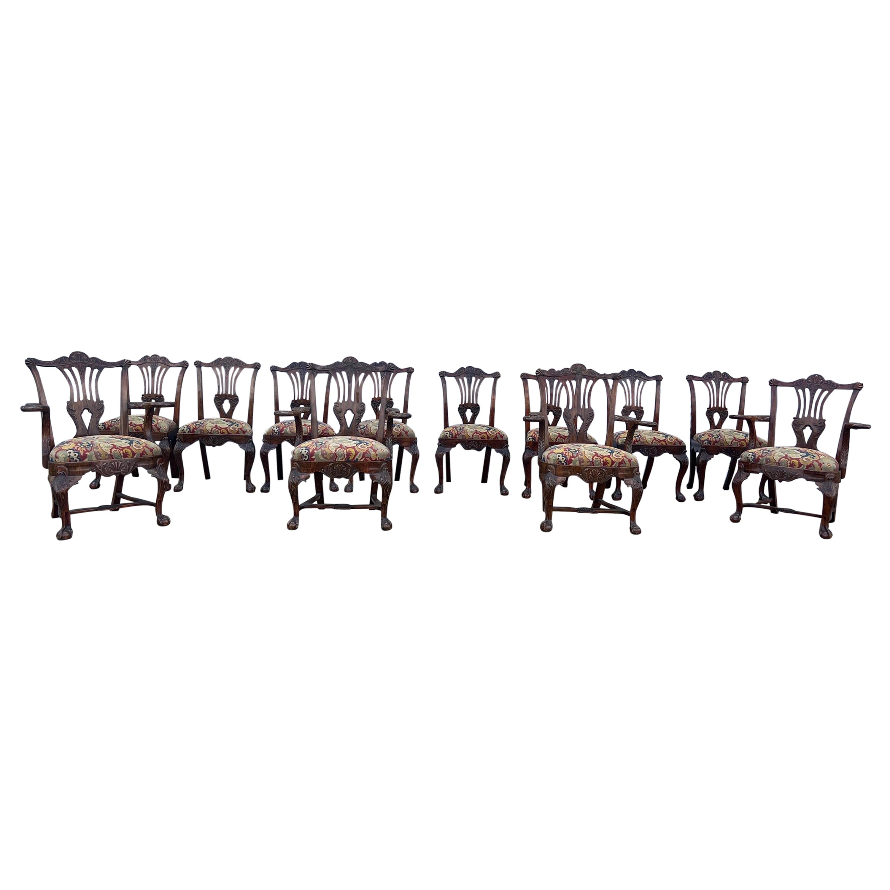 12 chaises de salle à manger irlandaises géorgiennes du XIXe siècle avec étiquettes