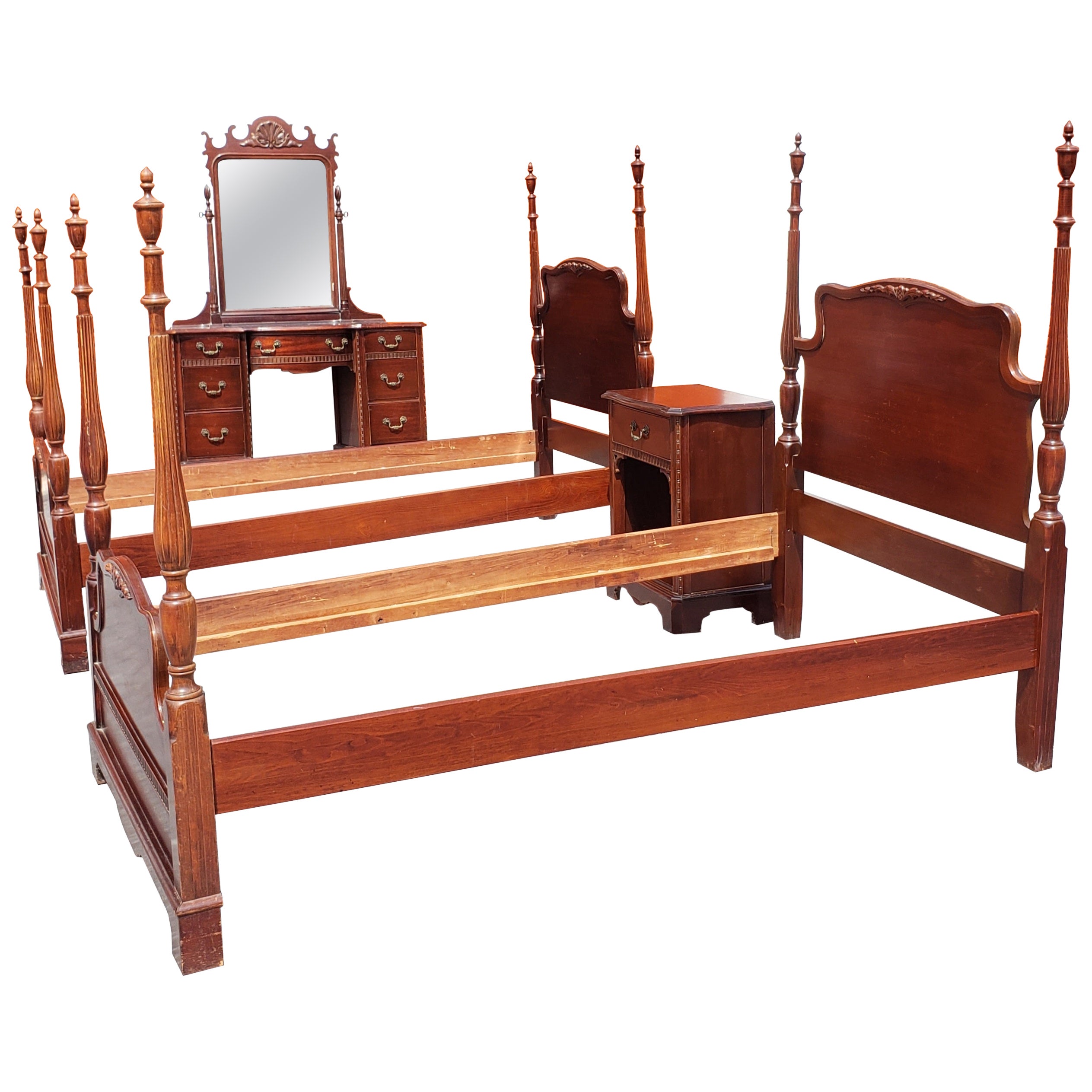 Ensemble de chambres à coucher à baldaquin en acajou antique