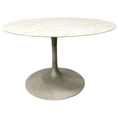 Eero Saarinen Table, Carrara Marble Top, Mid-Century Modern