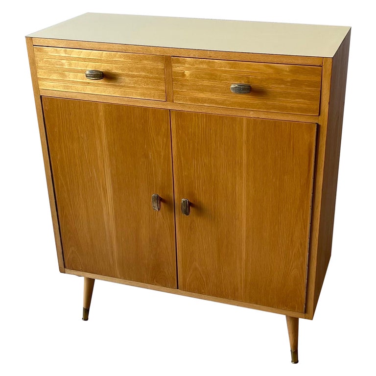 Delicate Mid-Century Modern Small Entry Cabinet, Italy, 1950s at 1stDibs