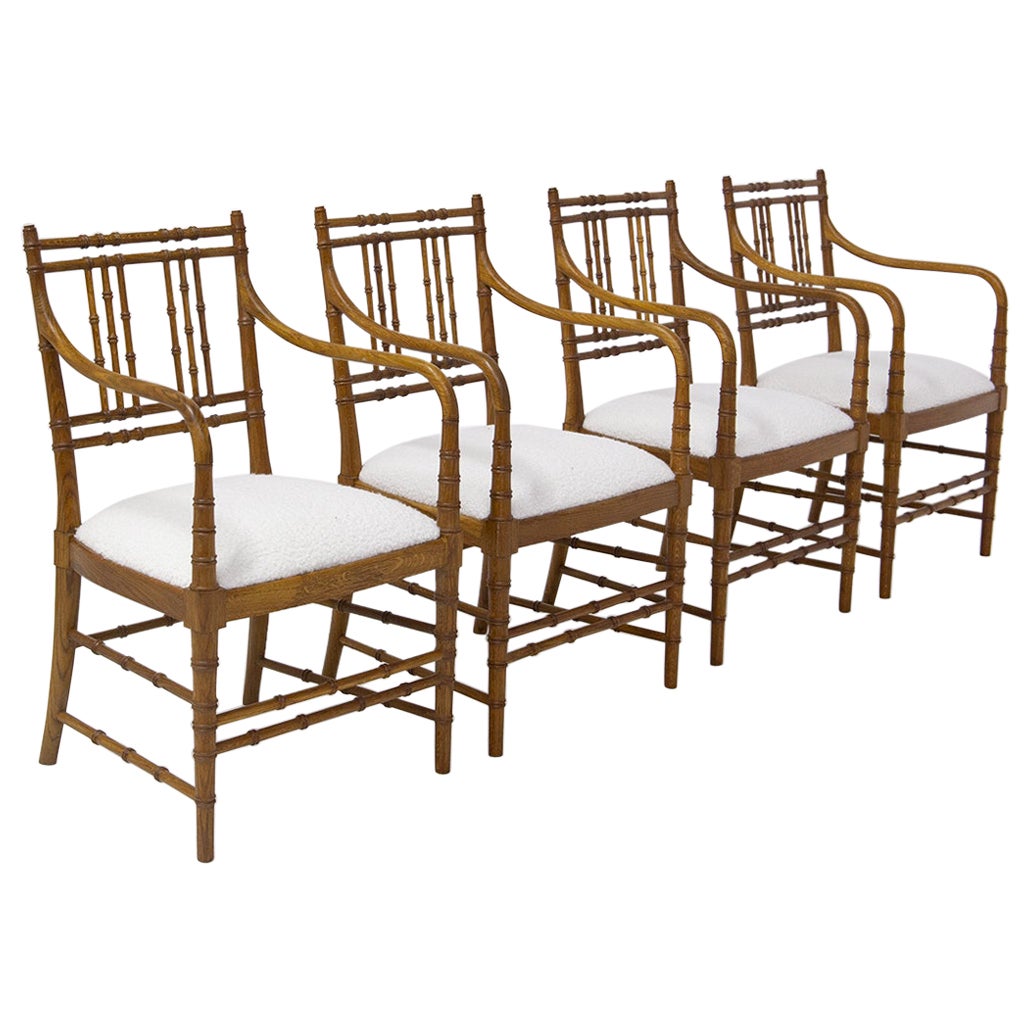 Set of vintage French chairs in wood and bouclé For Sale