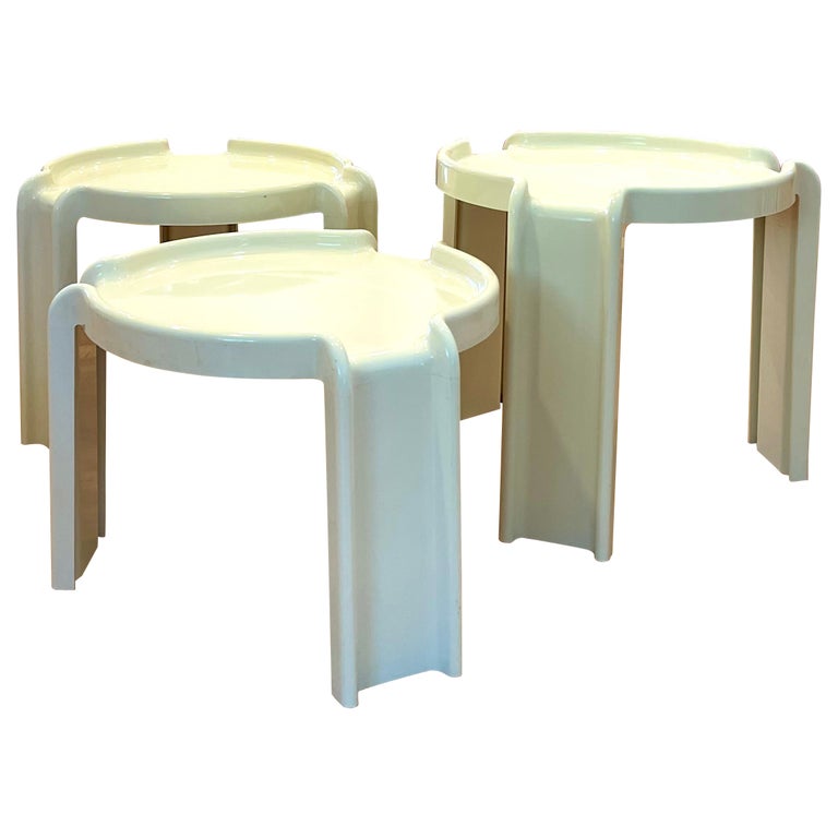 Nesting Tables, Giotto Stoppino for Kartell, 1973 For Sale