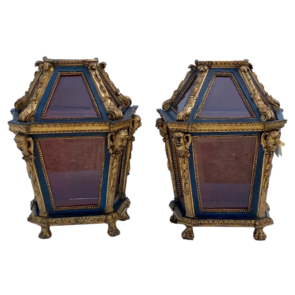 18th Century Venetian Table Vitrines For Sale