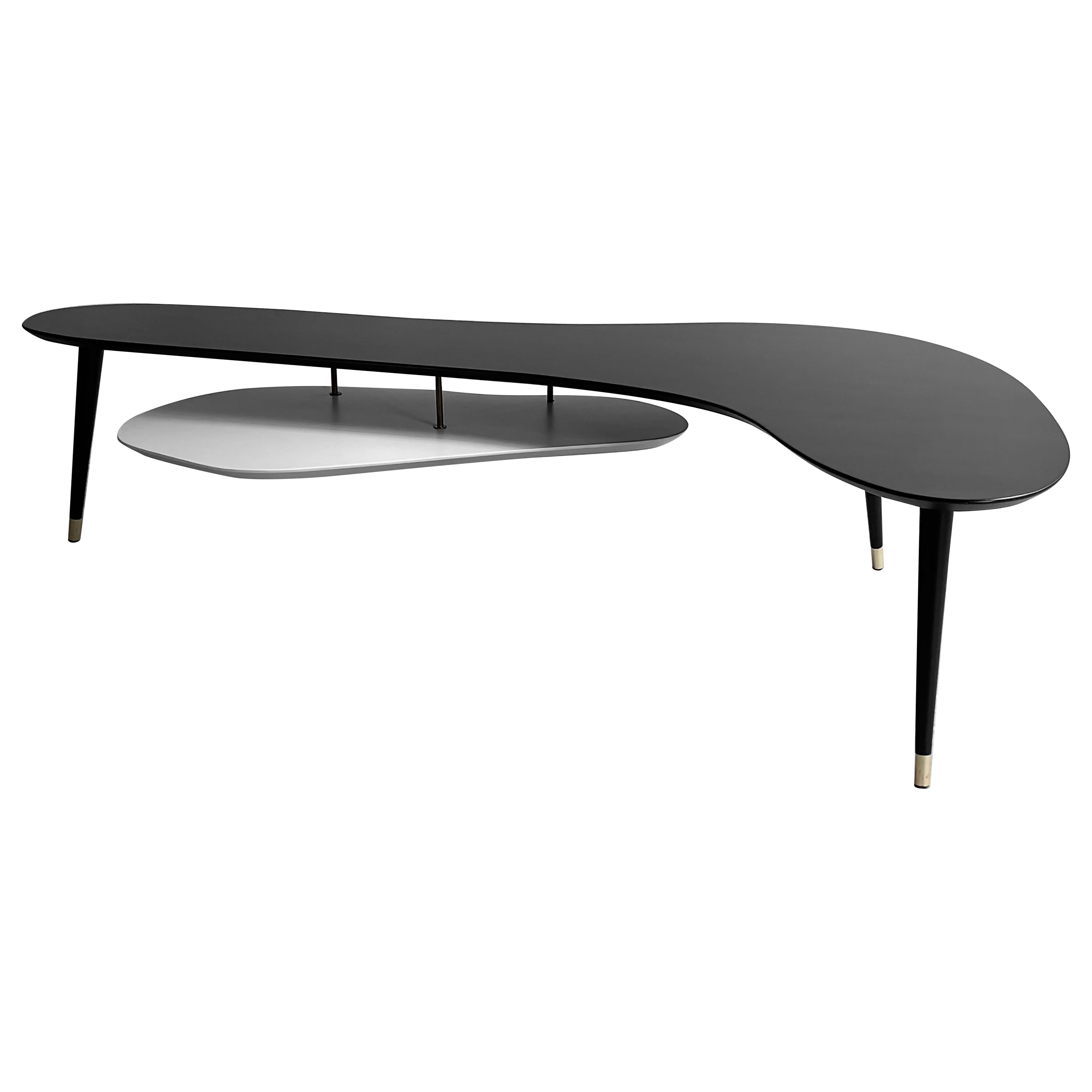Table basse à étages biomorphique de James-Philip Co.
