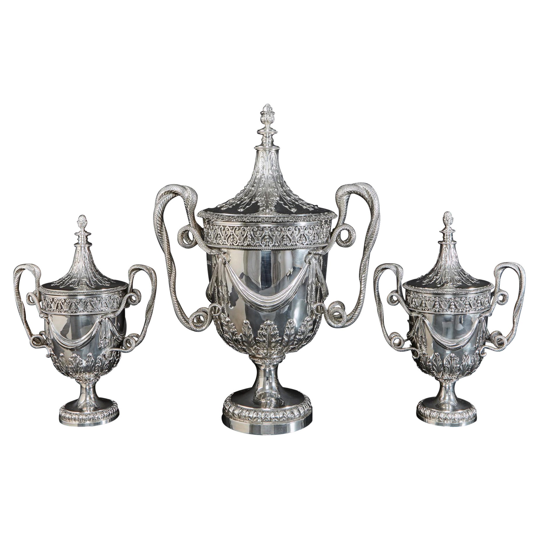 Suite of three Edwardian silver cups and covers For Sale