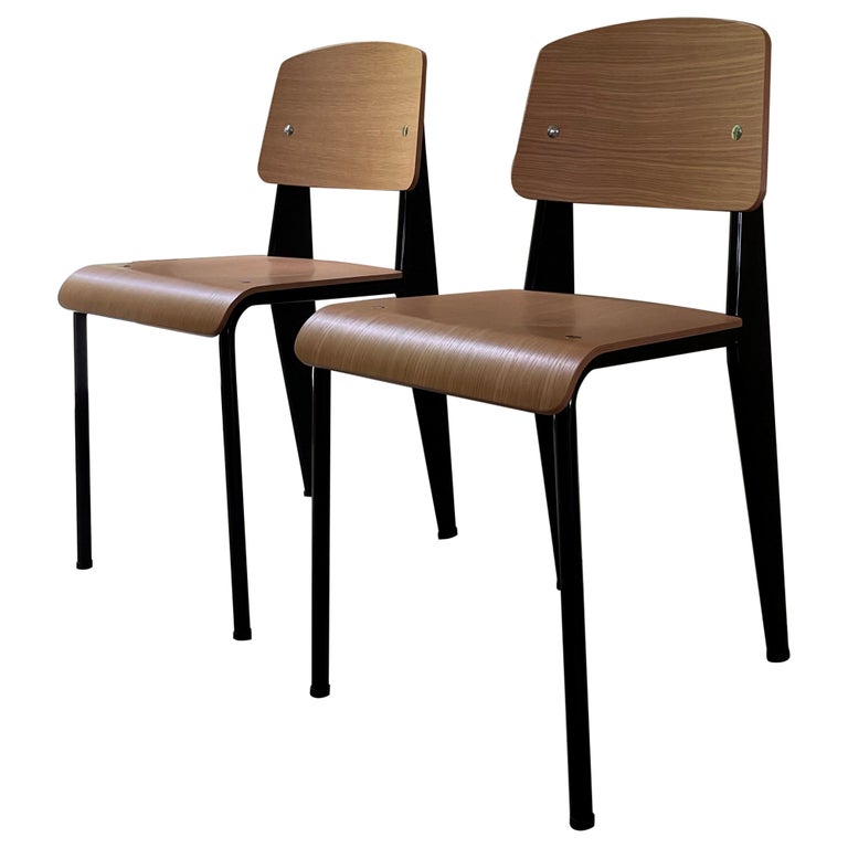 Pair of Jean Prouvé Standard Chairs in Natural Oak and Black Metal for Vitra For Sale