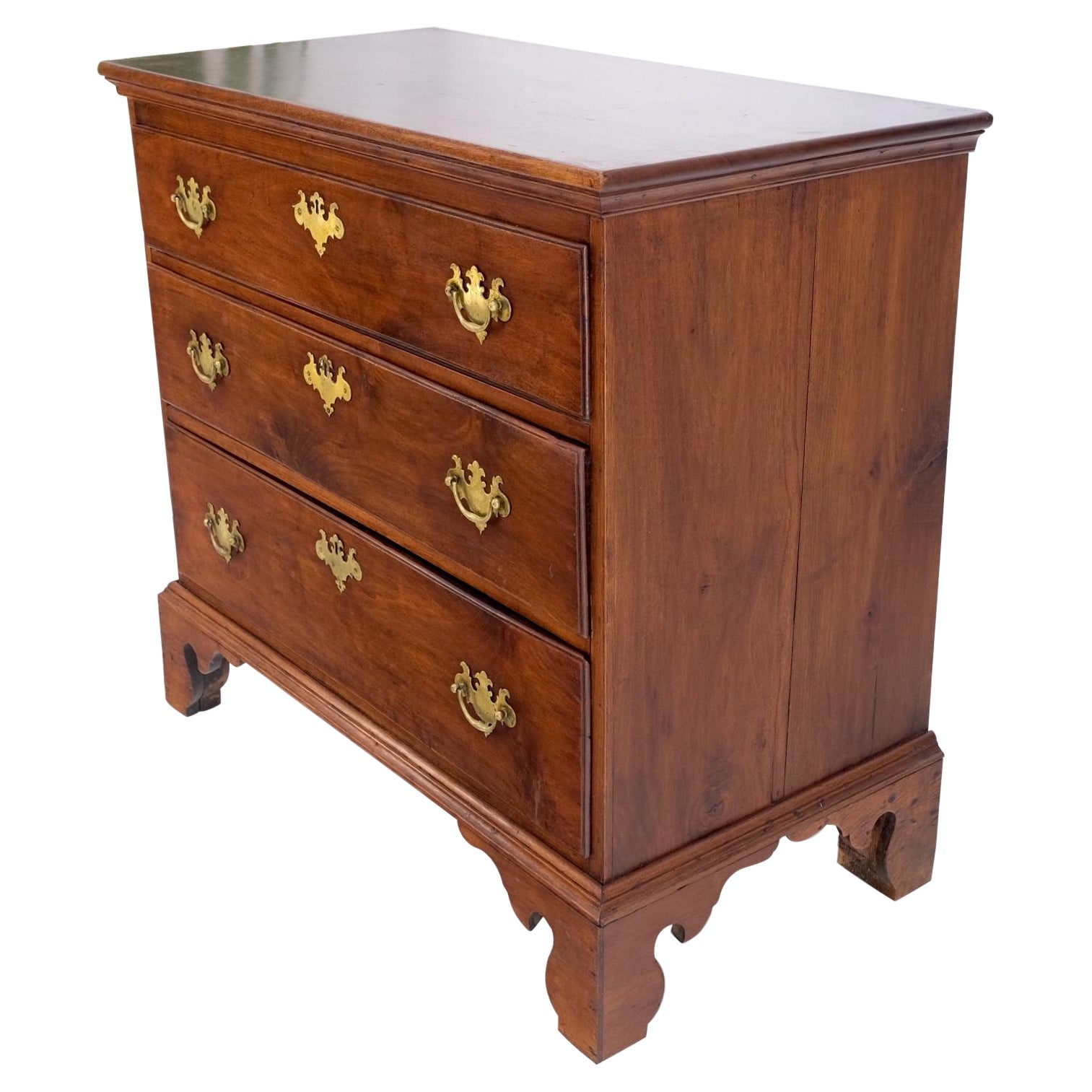 Solid Mahogany 3 Drawers Antique Chippendale Style Dresser Chest  For Sale