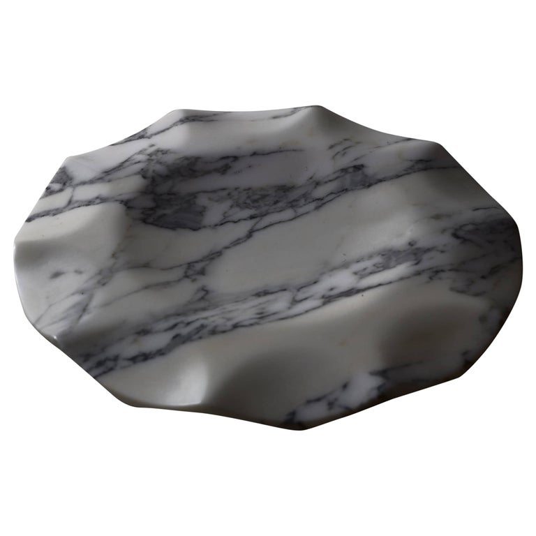 Arabescato Marble Marmo Fluido Centrepiece, Tray For Sale