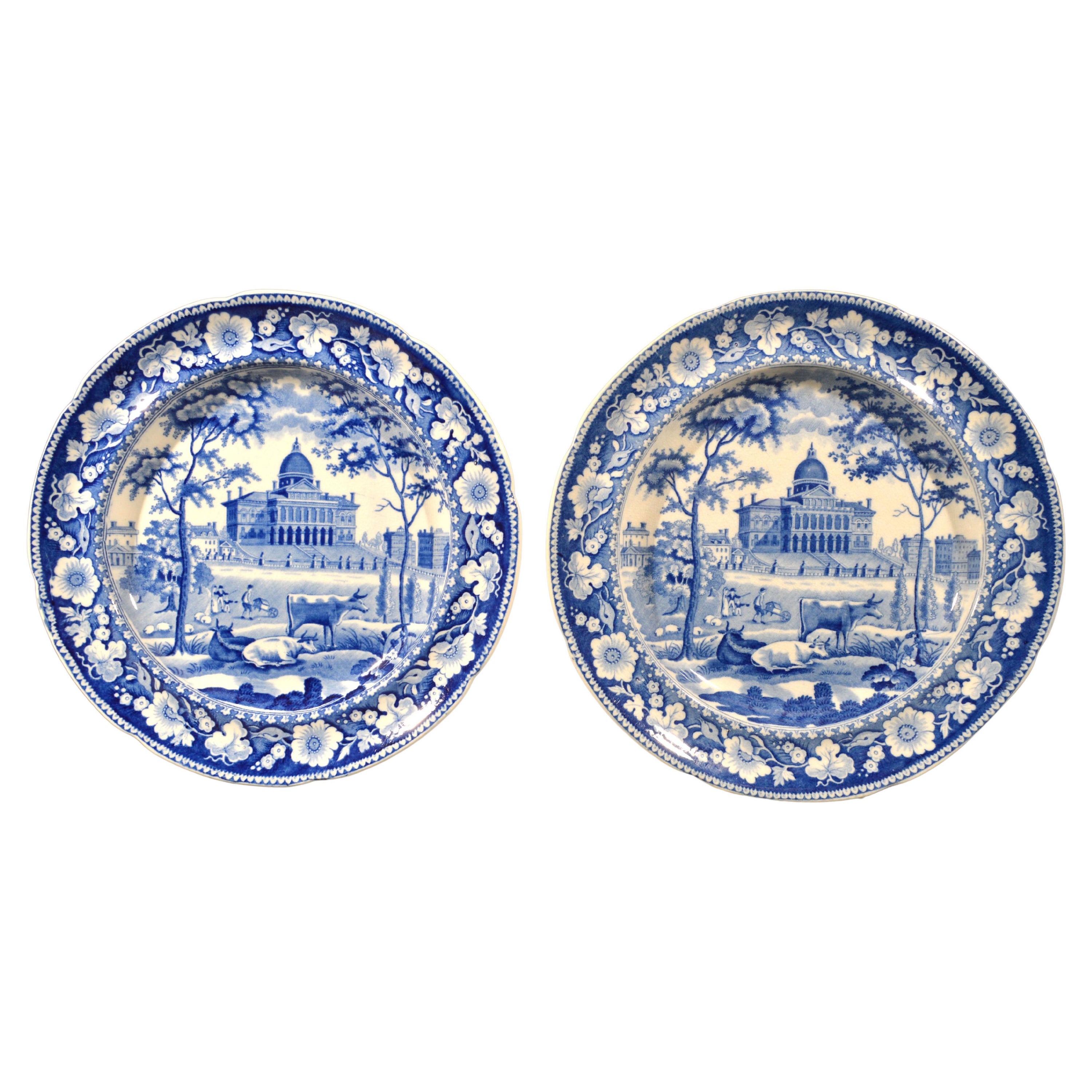 Assiettes en poterie bleue et blanche Staffordshire de Boston State House en vente