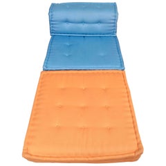 Ensemble de chaises ottomanes Mah Jong orange et bleu de Roche Bobois, Hans Hopfer, Italie