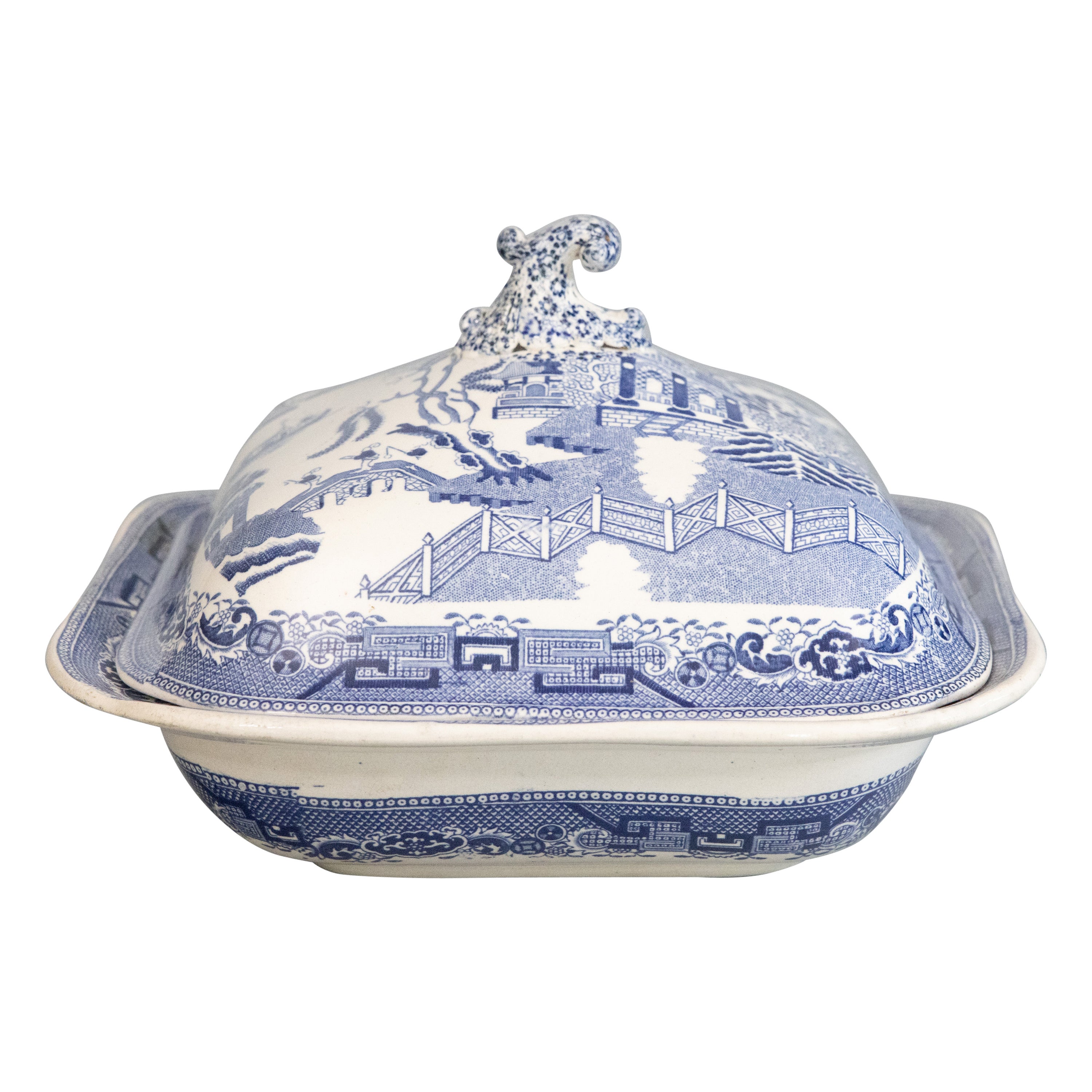 19th Century English Blue Willow Square Serving Dish Lidded Tureen For Sale