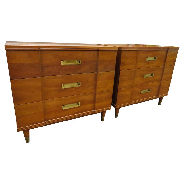 Handsome Pair Asian Style John Widdicomb Bachelors Chests Mid-Century Modern For Sale
