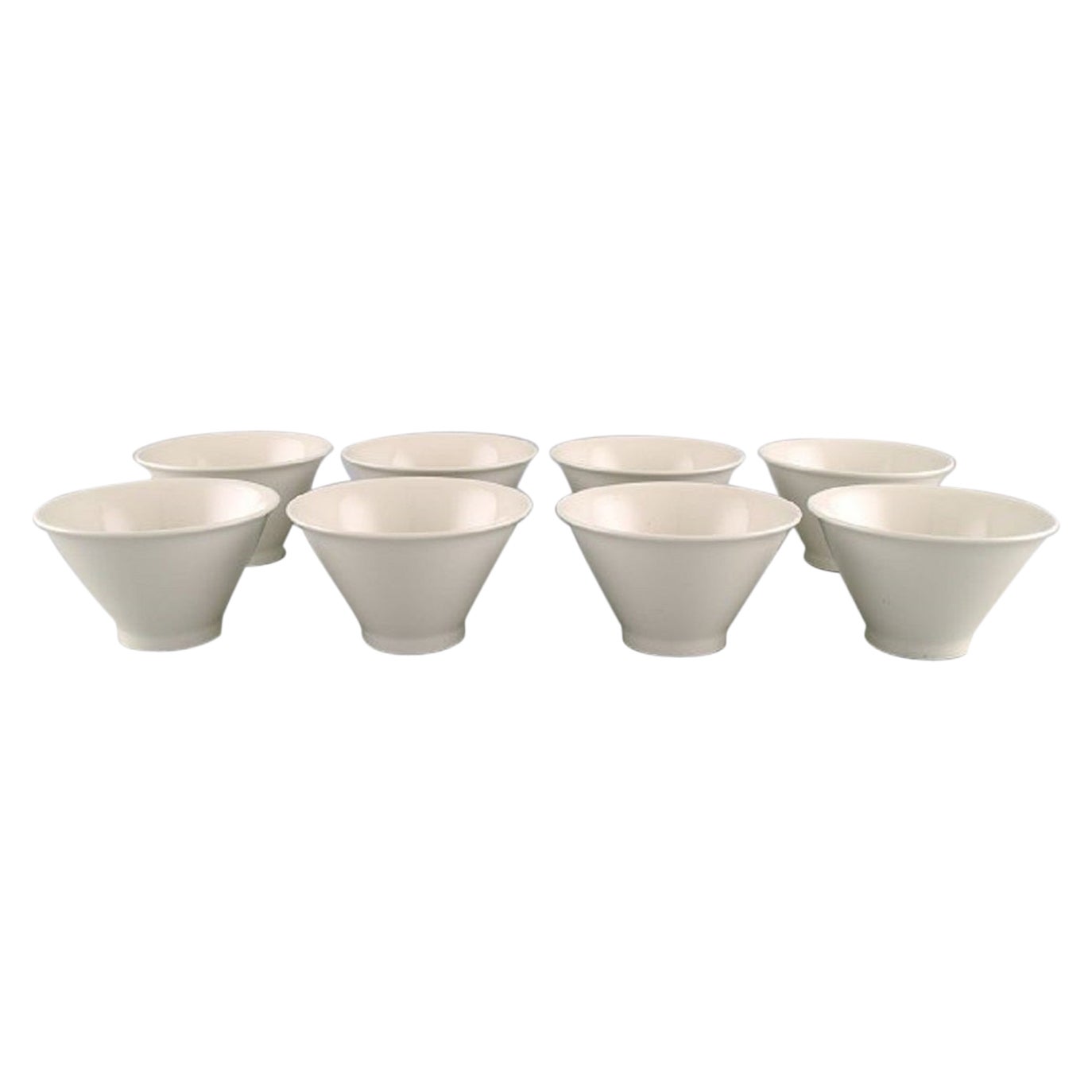 Inkeri Leivo '1944-2010' for Arabia, Eight Harlequin Bowls in Porcelain