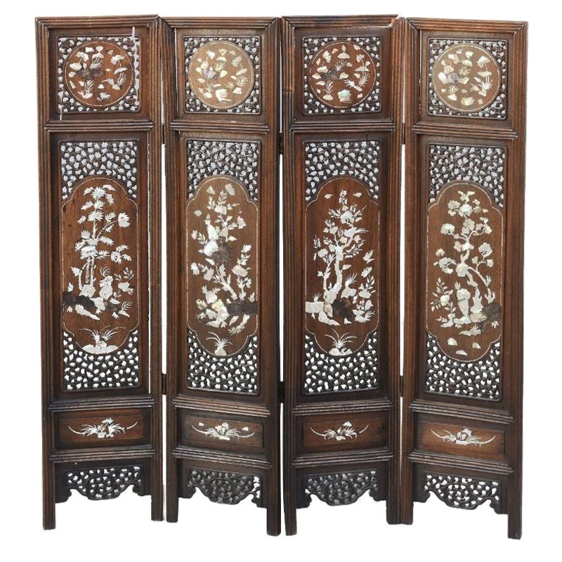 Chinese Screen in Wood and Inlay, Early 20th Century
