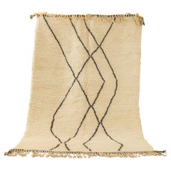 Contemporary Beni Ourain Moroccan Berber Rug asymmetrical pattern black lines 