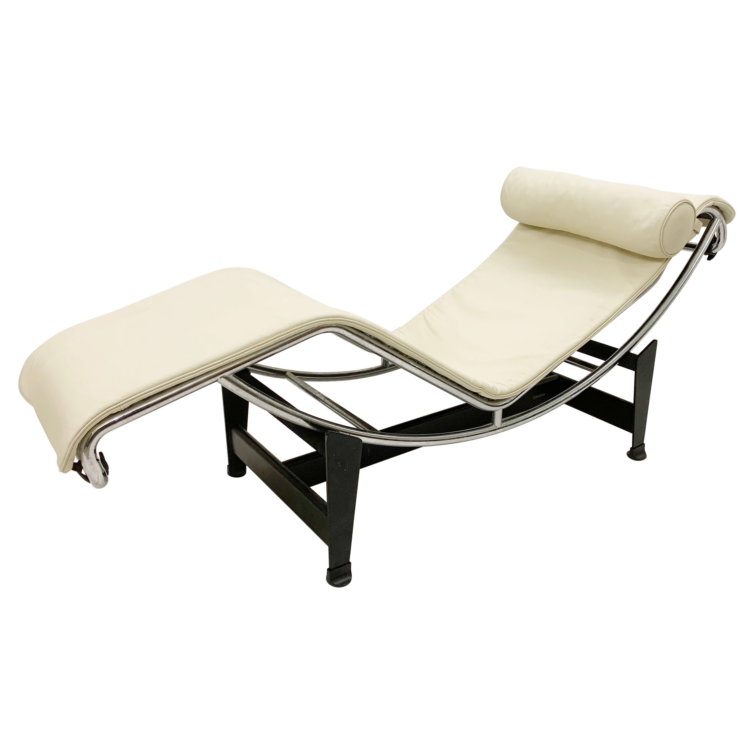 Lounge Chair Model LC4 by Charlotte Perriand, Le Corbusier and Pierre Jeanneret 