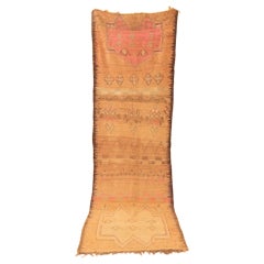 Rehamna Berberteppich in Gold, Beige und Rosa, traditionelles Muster für Läufer