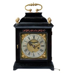 Horloge de table William and Mary du 17ème siècle à huit jours et à remontage automatique, vers 1690