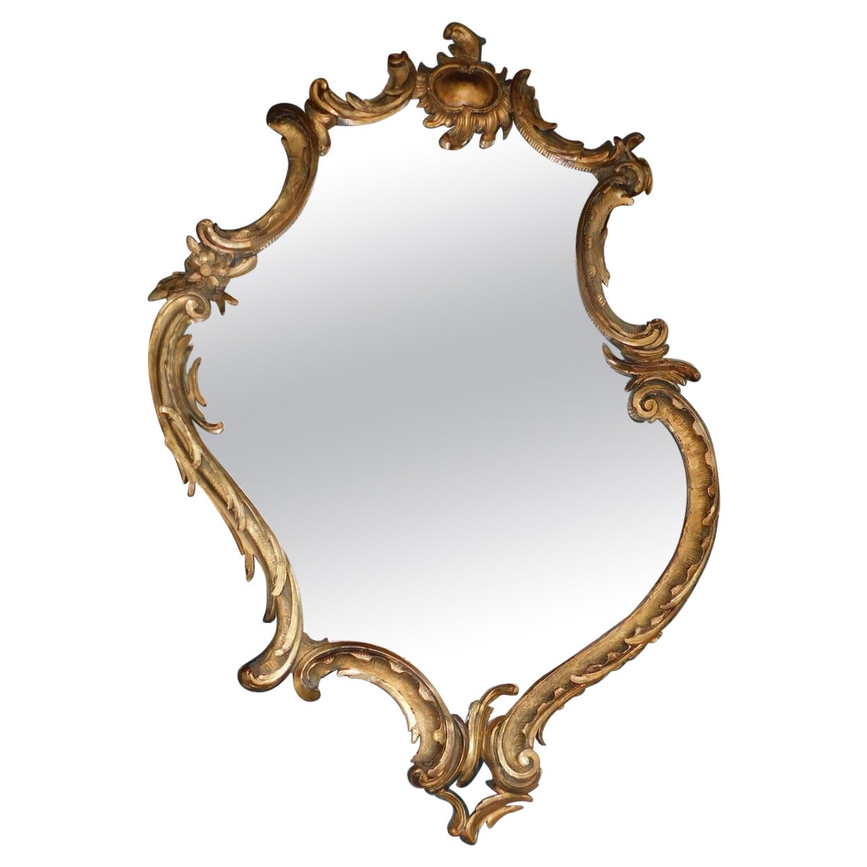English Chippendale Serpentine Gilt Wood and Gesso Foliage Wall Mirror, C. 1780 For Sale