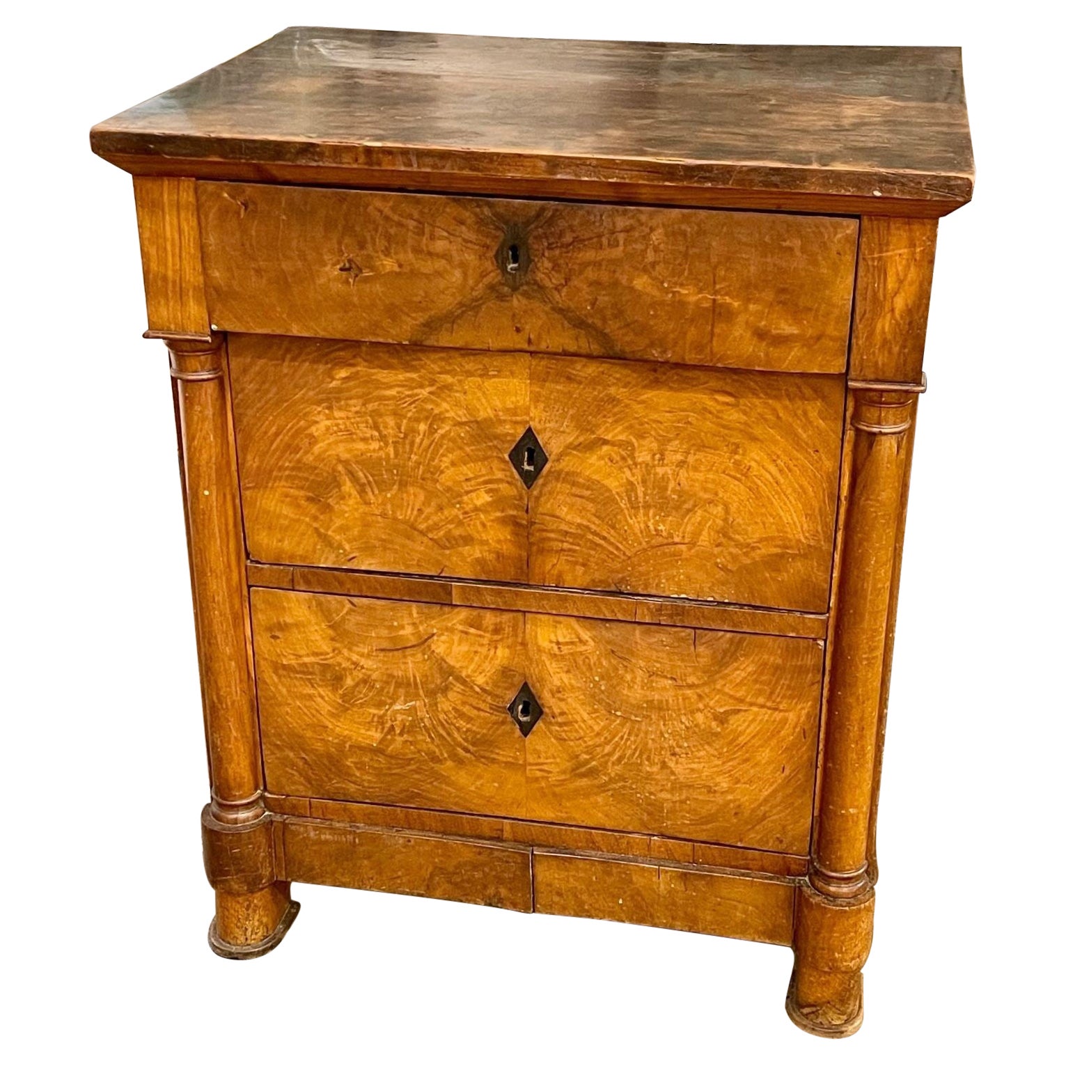 Souther German Biedermeier Chest of Drawers, Walnut, circa 1825 at 1stDibs