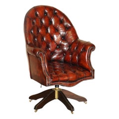 FINE RESTORED DIRECTORS BROWN LEATHER OAK FRAMED CHESTERFIELD CAPTAiNS ARMCHAIR