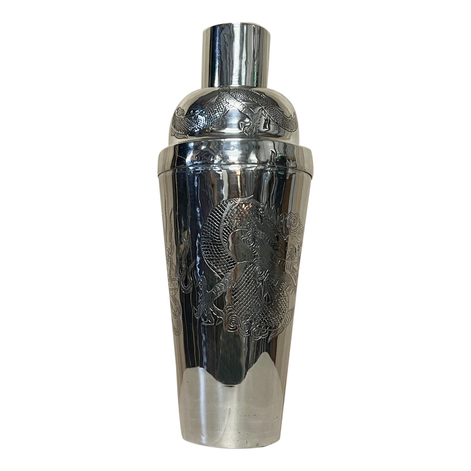 STUNNING ANTIQUE CIRA 1900 STERLING SILVER CHiNESE EXPORT DRAGON COCKTAIL SHAKER For Sale