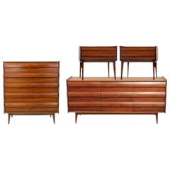 Vintage Mid-Century Modern Lane Walnut Dresser Dovetail Drawers End Tables Set P