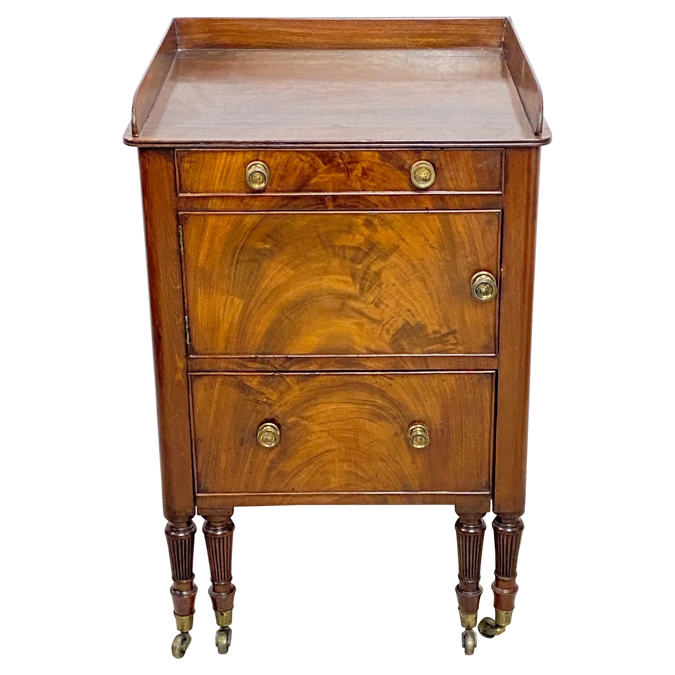 George III Mahogany Bedside Cabinet / Night Stand, English c1820 For Sale