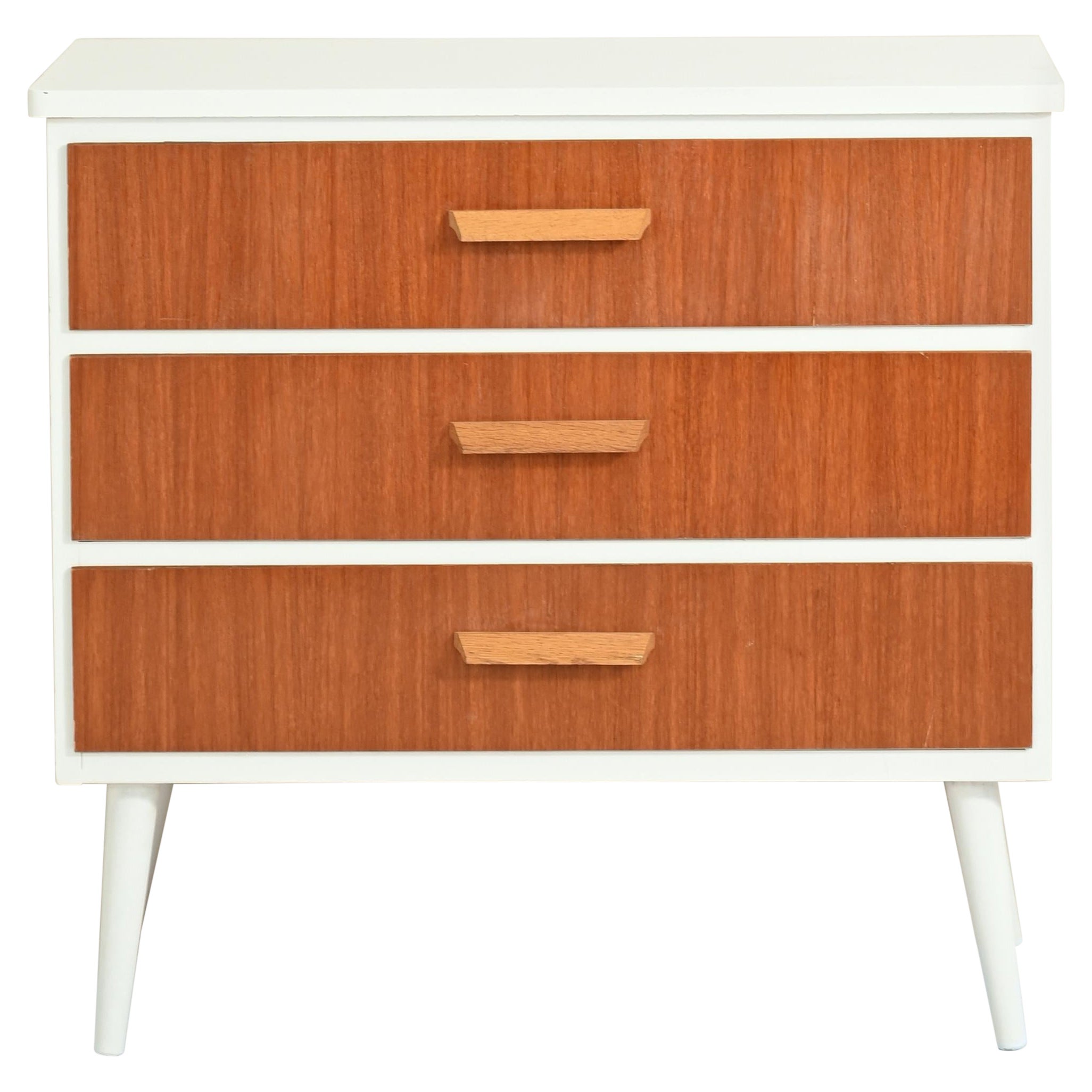 Scandinavian Chests of Drawers For Sale at 1stDibs