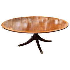 Georgian Style Round Pedestal Dining Table