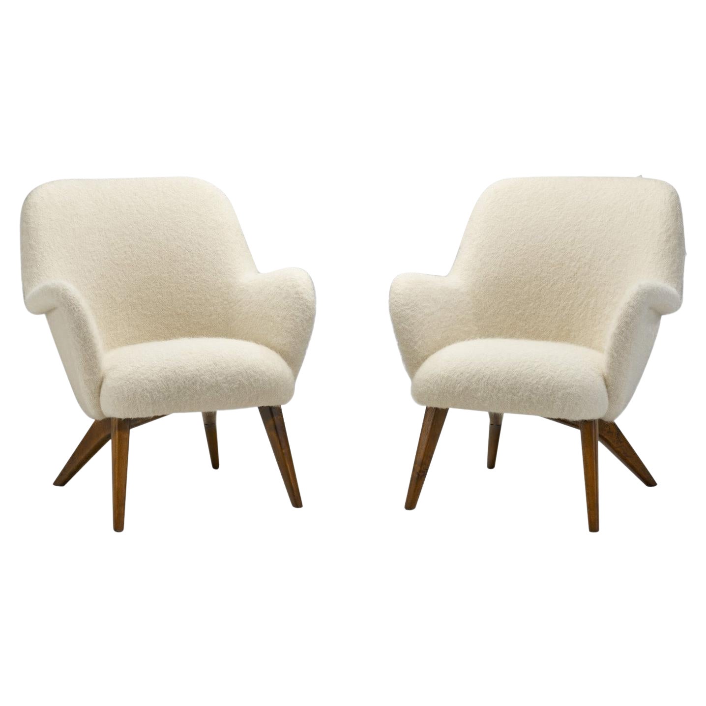 “Pedro” Armchairs by Carl Gustaf Hiort af Ornäs, Finland 1950s For Sale