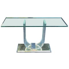 Merveilleuse table de service Art Déco en laiton chromé et lucite mi-siècle moderne