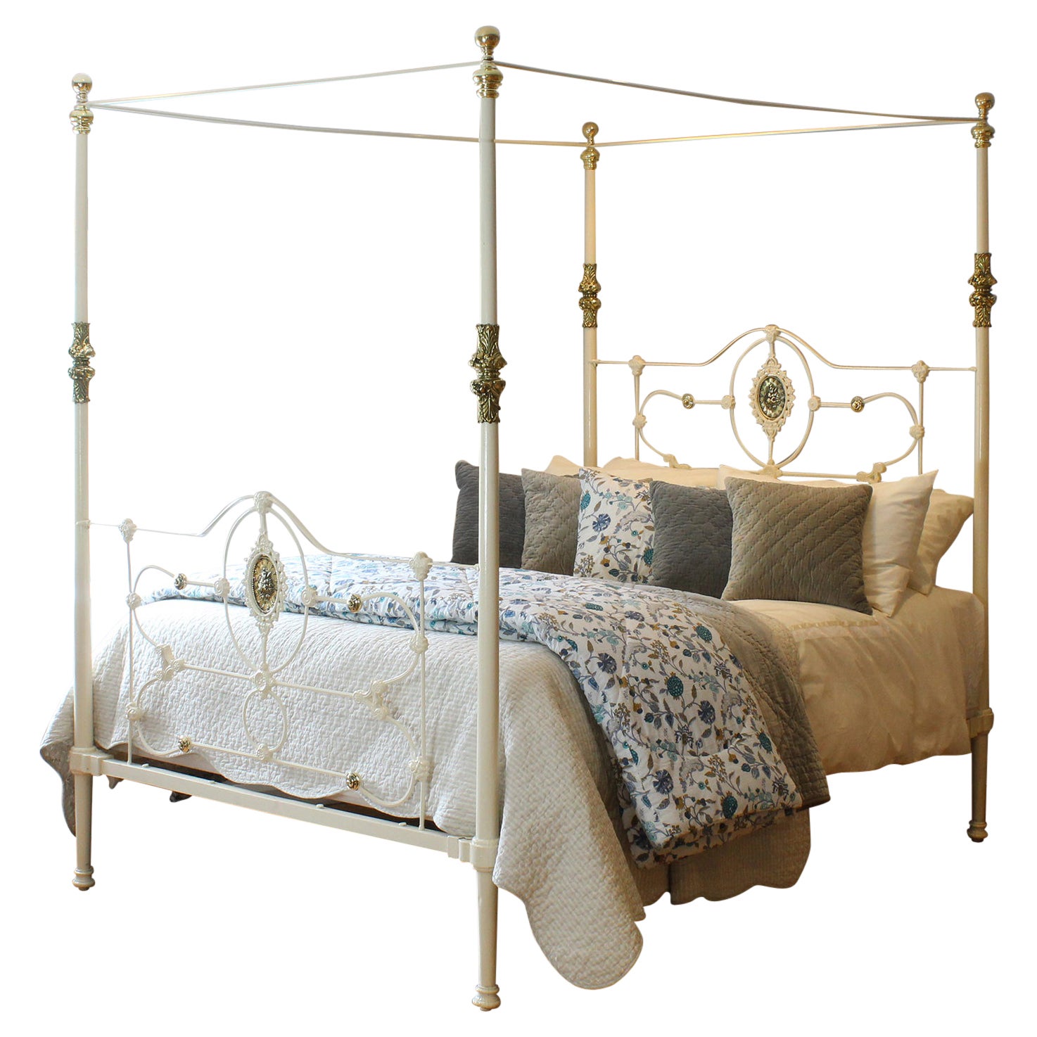 Cast Iron Antique Four Poster Bed M4P40 at 1stDibs