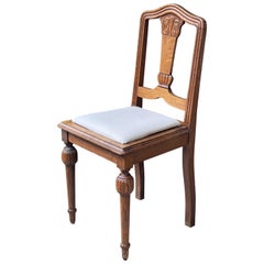 Retro Mid-Century Modern Chair