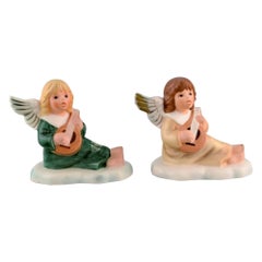 Goebel, Allemagne de l'Ouest, Deux anges de Noël en porcelaine, années 1970 / 1980