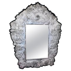 Großer Spiegel „Repousse“ aus der Mitte des Jahrhunderts