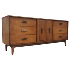 Vintage Mid Century Walnut 9 Drawer Dresser Dovetail Drawers Burl Wood Accent
