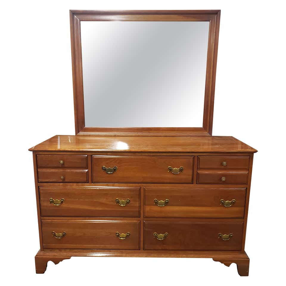 Dressers With Mirrors - 357 For Sale on 1stDibs | antique dresser with ...