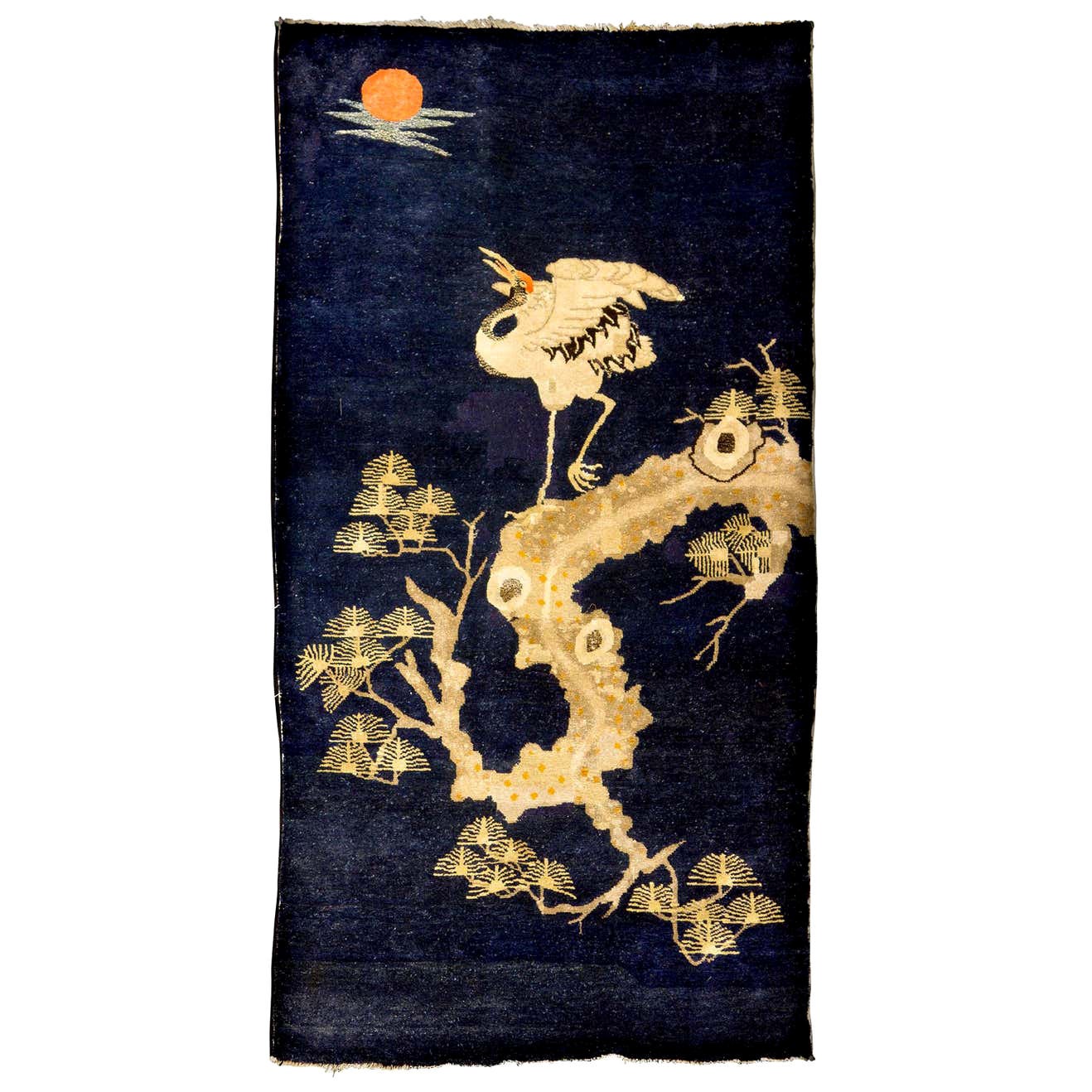 Chinesischer, handgeknüpfter, antiker Wollteppich aus dem chinesischen Export, frühes 20. Jahrhundert, von Pao Tou Crane