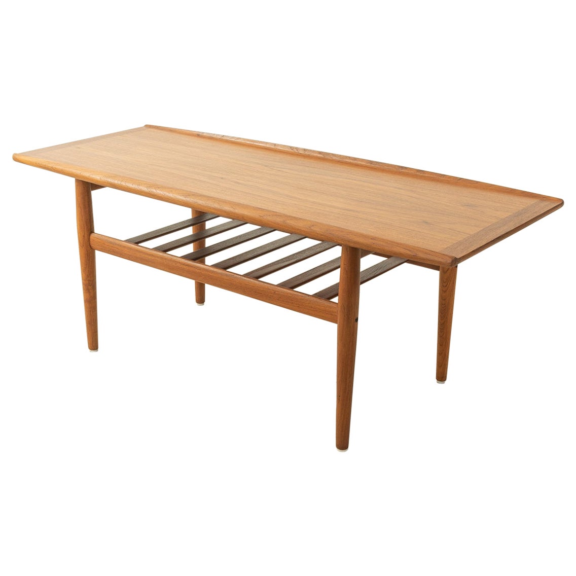Grete Jalk Coffee Table Manufactured by Glostrup, 1960s, Made in Denmark