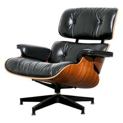 Eames '670' Lounge Chair in Walnut for Herman Miller