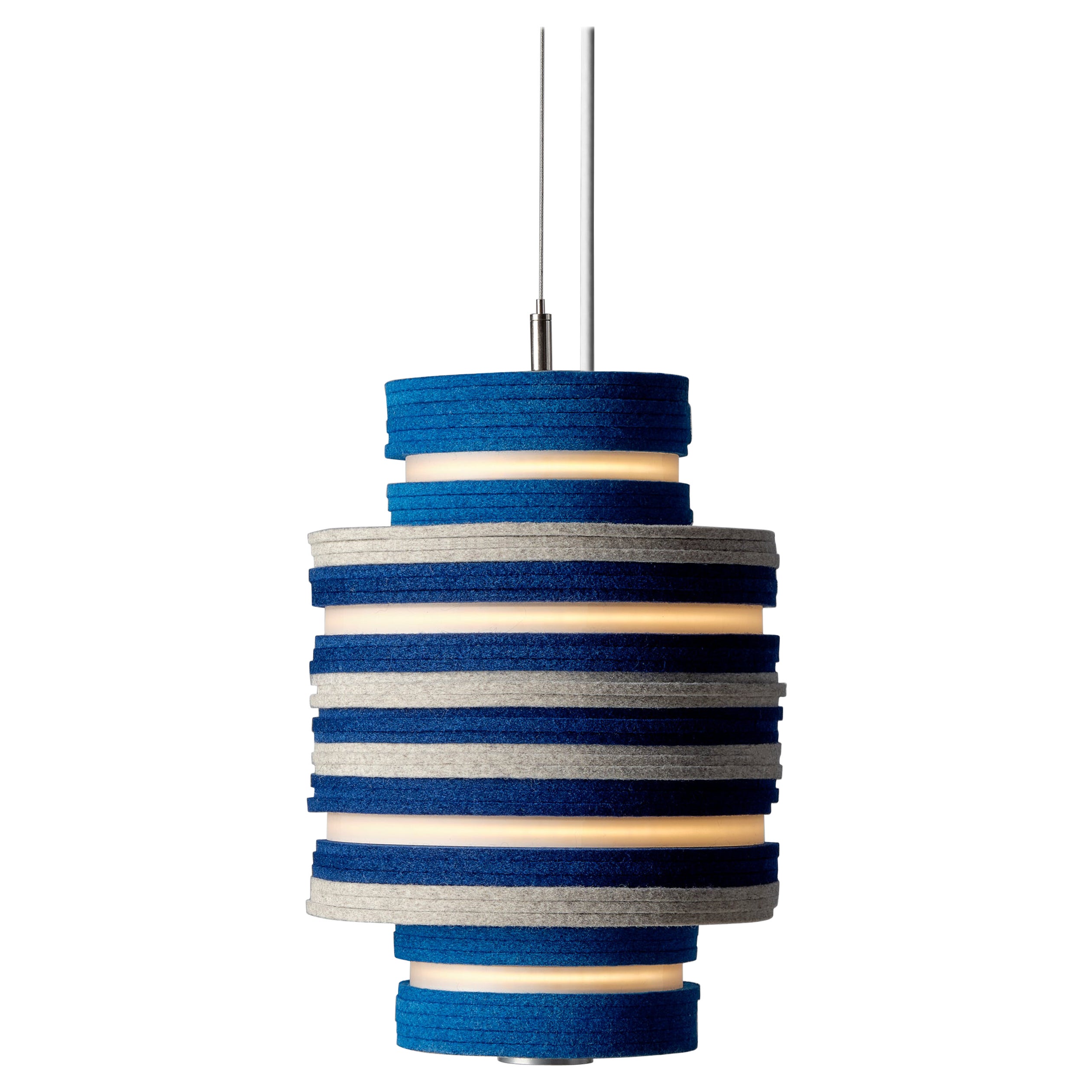 Paco, Hanging Light in Felt, Wisse Trooster in Stackabl, Canada, 2022 For Sale