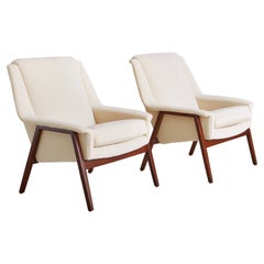 Pair of Maple Lounge Chairs in White Cotton Velvet, Italy 1950s