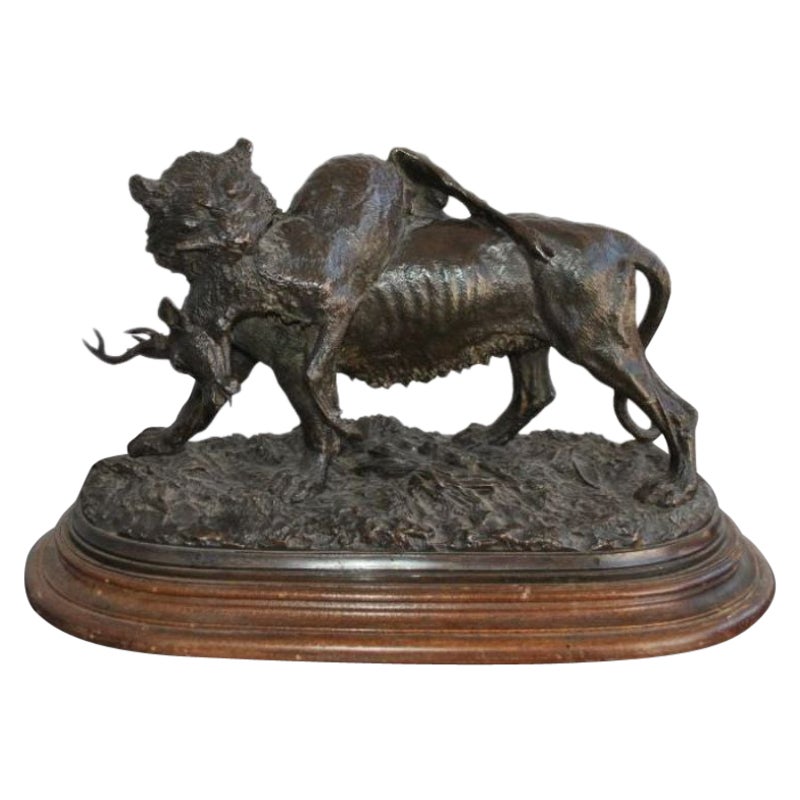 En bronze, cerf et fauve en forme d'animal, fin du 19ème siècle, signé Fratin