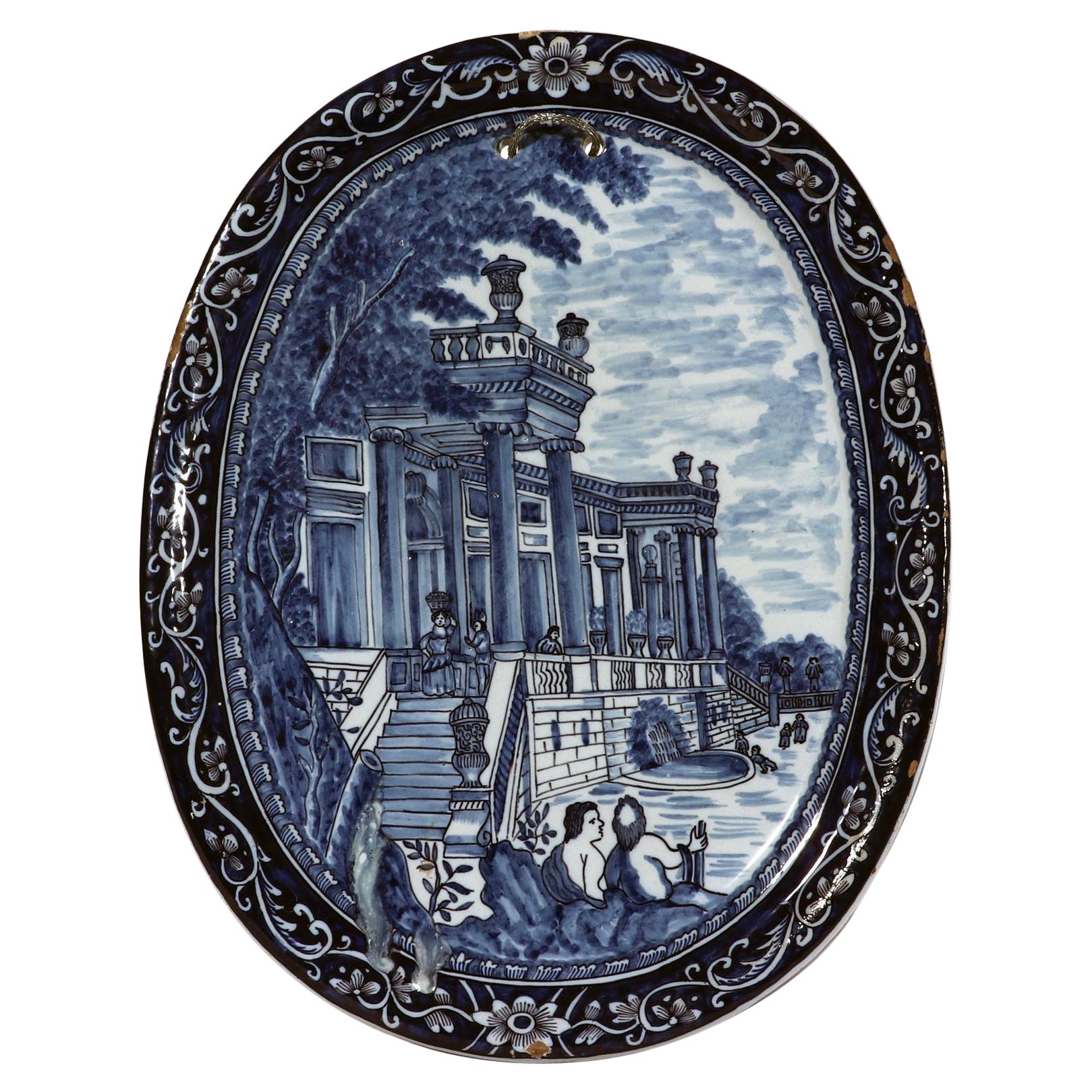 Placa Arquitectónica Ovalada Azul y Blanca de Delft Holandés, Tres Ceniceros de Porcelana en venta